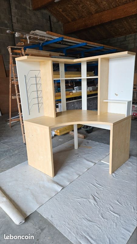 Bureau d'angle (image 1)