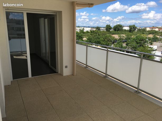 Appartement 2 pièces 45 m² Carré de Soie