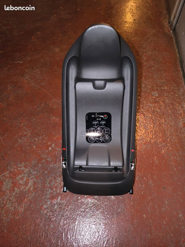Cybex cosy (coque naissance) Aton S2 i-Size + base isofix one (image 6)