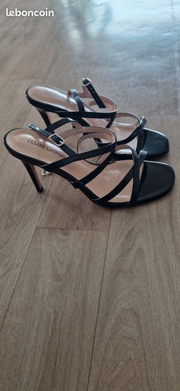 Sandales à talons (image 2)