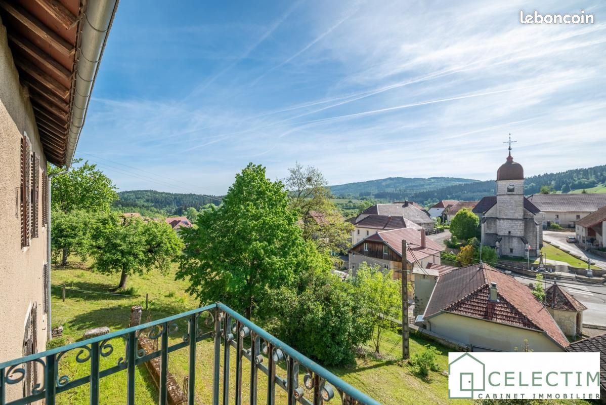 Maison 6 pièces 170 m² · à Ouhans · 170 m² · 295 000 €