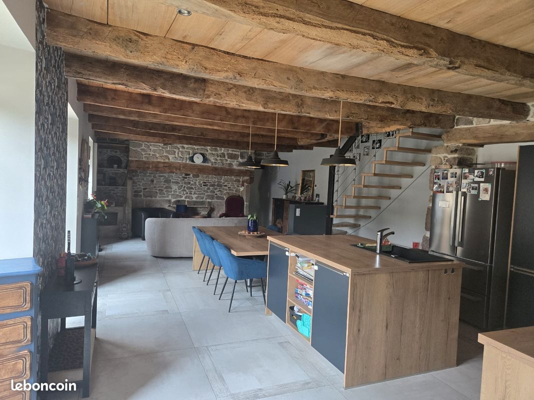 Maison 5 pièces 158 m² · à Montrozier · 158 m² · 329 000 €