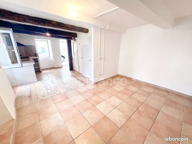 Maison 3 pièces 46 m² · à Revest-du-Bion · 46 m² · 95 000 €
