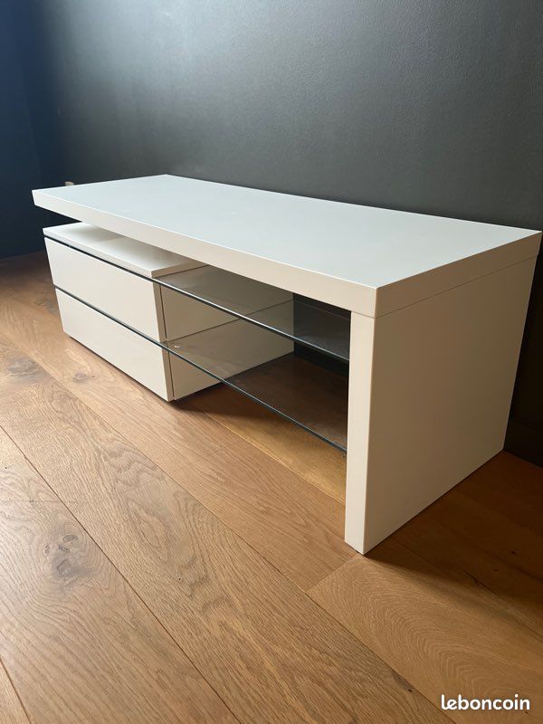 Meuble télé blanc et en verre (image 6)