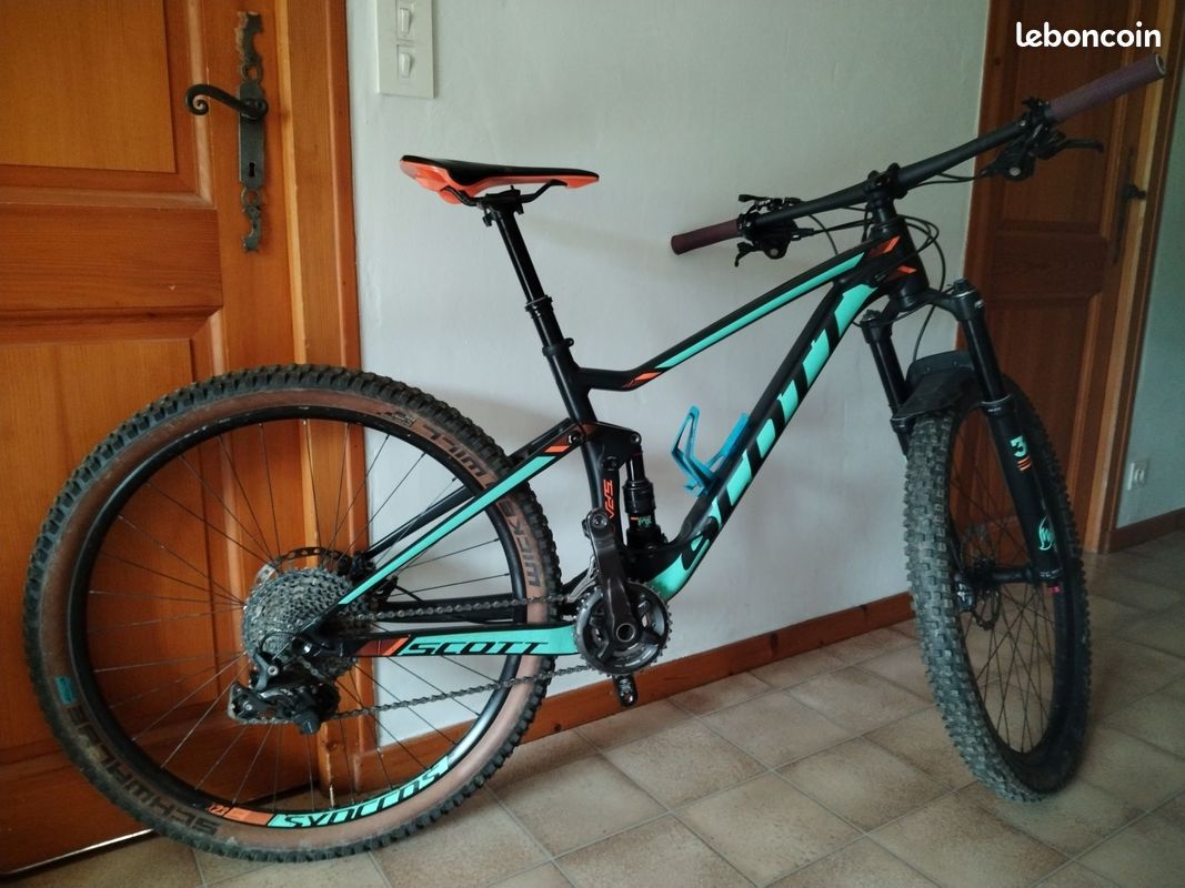 Vtt Scott Spark 720 VTT SCOTT SPARK 720 Contessa Tout Suspendu