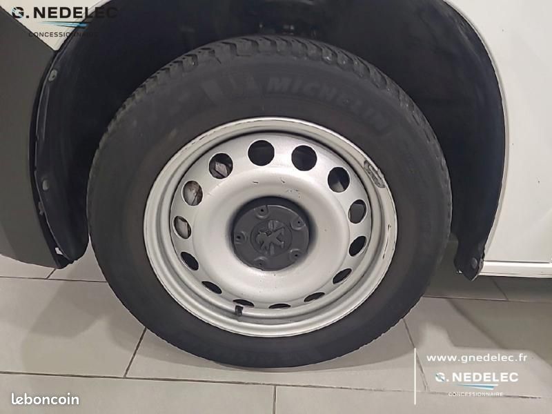 Peugeot Partner Standard 650kg BlueHDi 130ch S&S Asphalt EAT8 (image 11)