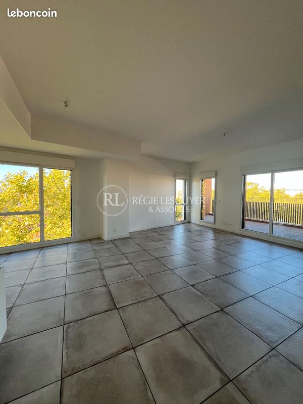 Appartement 4 pièces 94 m² · à Lyon · 94 m² · 1 422 €/mois