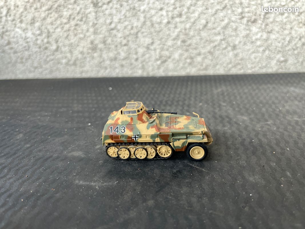 Miniature Sd.Kfz. 250/9 Leichter Panzerspähwagen – Vimperk 1945 – 1/72 (image 3)