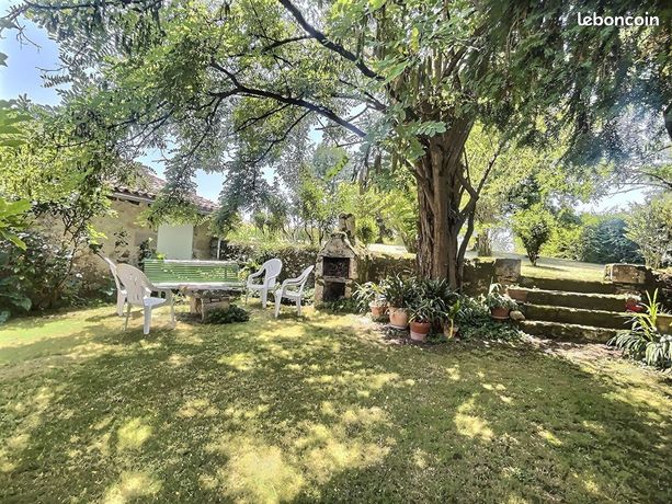 Propriété 7 pièces 279 m²