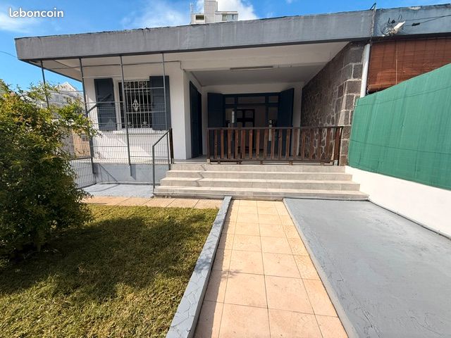 Maison 5 pièces 100 m² · à Saint-Denis · 100 m² · 1 490 €/mois
