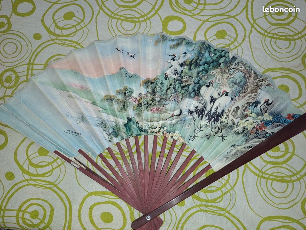 Éventail chinois vintage (image 1)