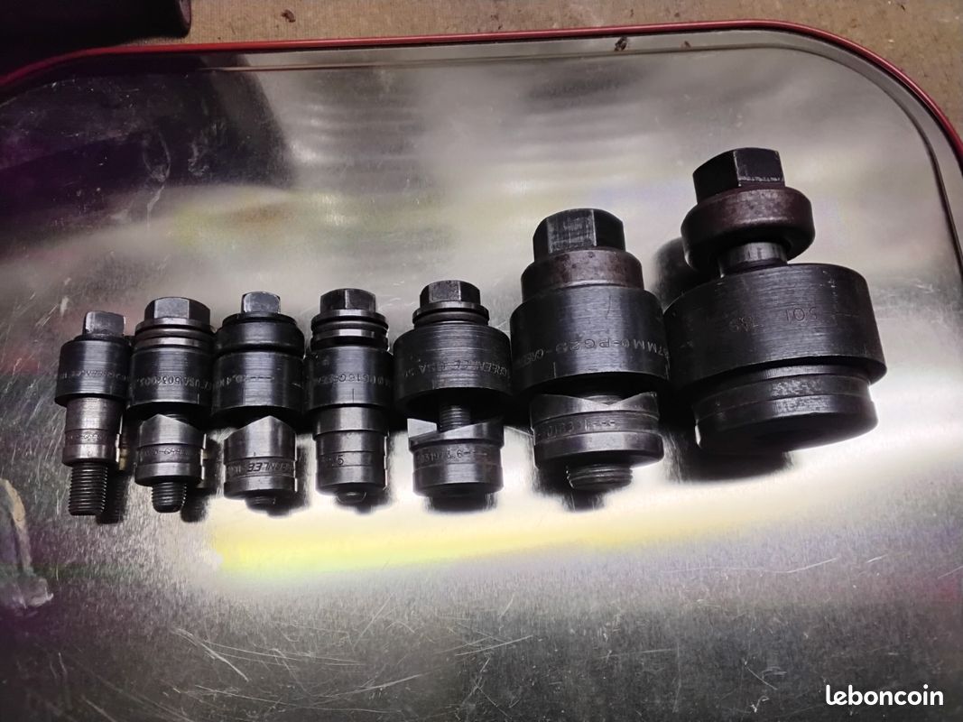 Emporte-pièce à vis 16mm avec roulement de billes - SAM OUTILLAGE - EMP-160