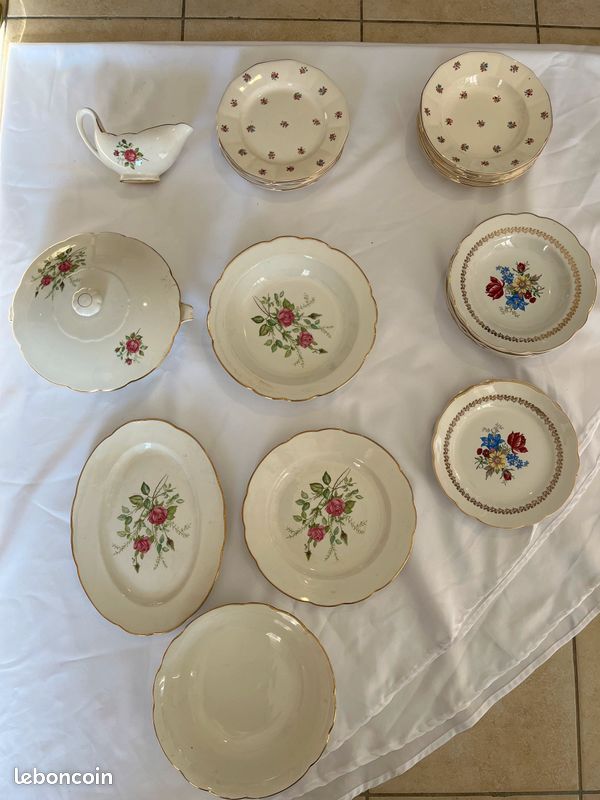 Lot de Porcelaines anciennes (image 1)