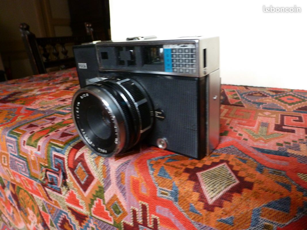 Appareil photo ancien Foca Sport 2 F -4,5 Cm Argentique, avec son étui