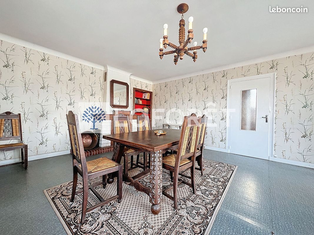 Maison 6 pièces 93 m² - Thouars 79100 (image principale 3)