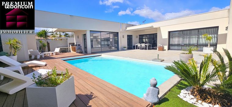 Villa 5 pièces 196 m²