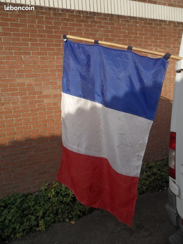 Grand drapeau français (image 1)