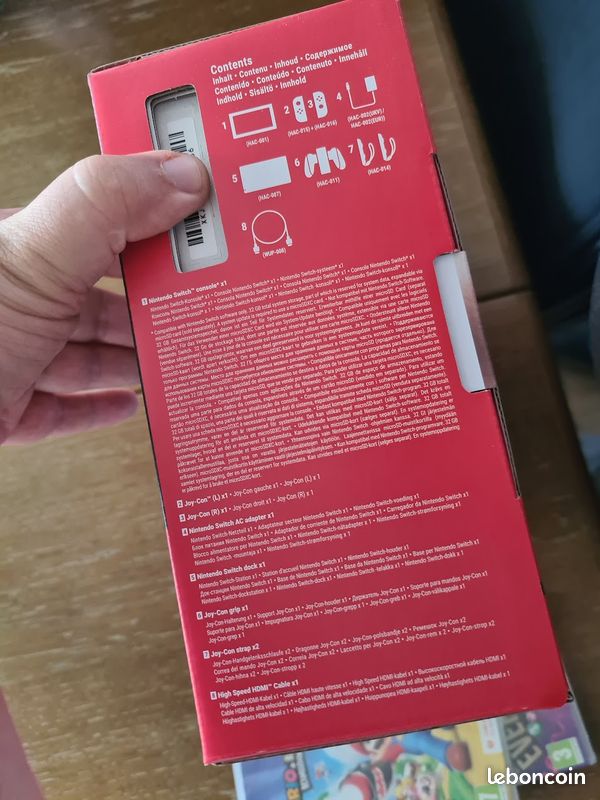 Nintendo Switch NEUVE (garantie 2 ans) + 2 jeux (image 4)