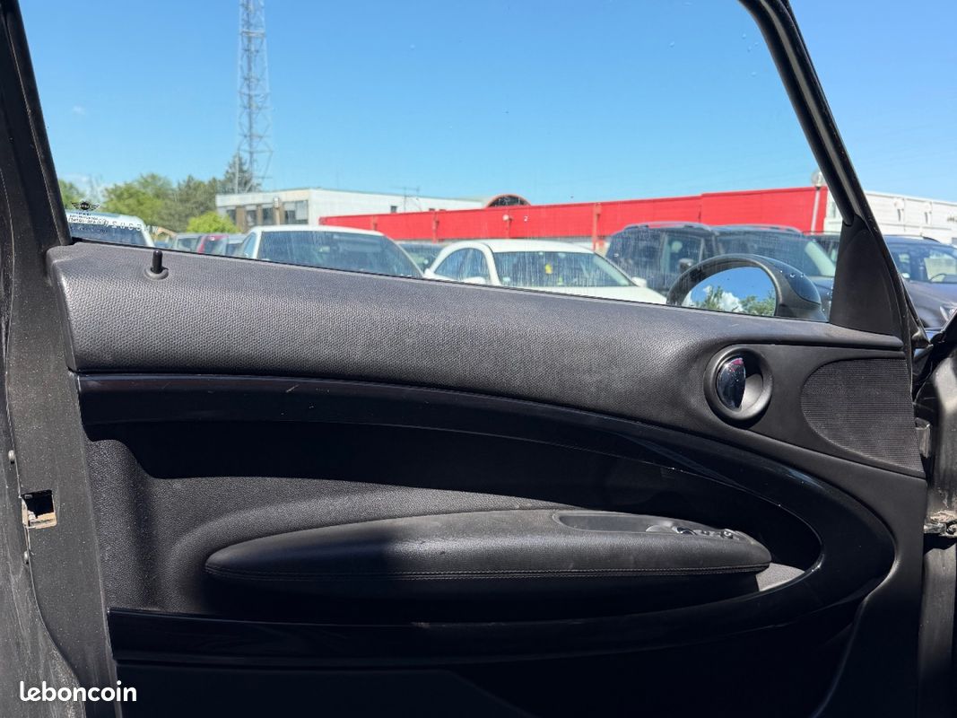 MINI PACEMAN R61 112 ch Cooper D Pack Chili (image 22)
