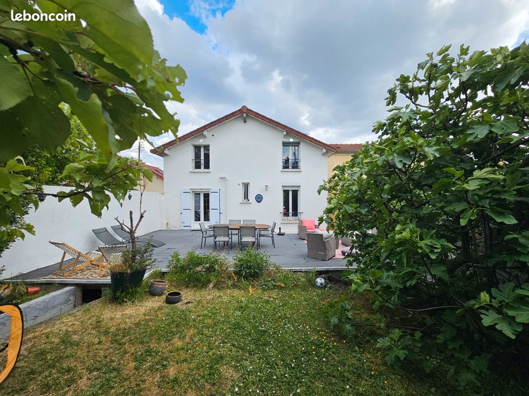 Maison 8 pièces 120 m² · à Argenteuil · 120 m² · 445 000 €