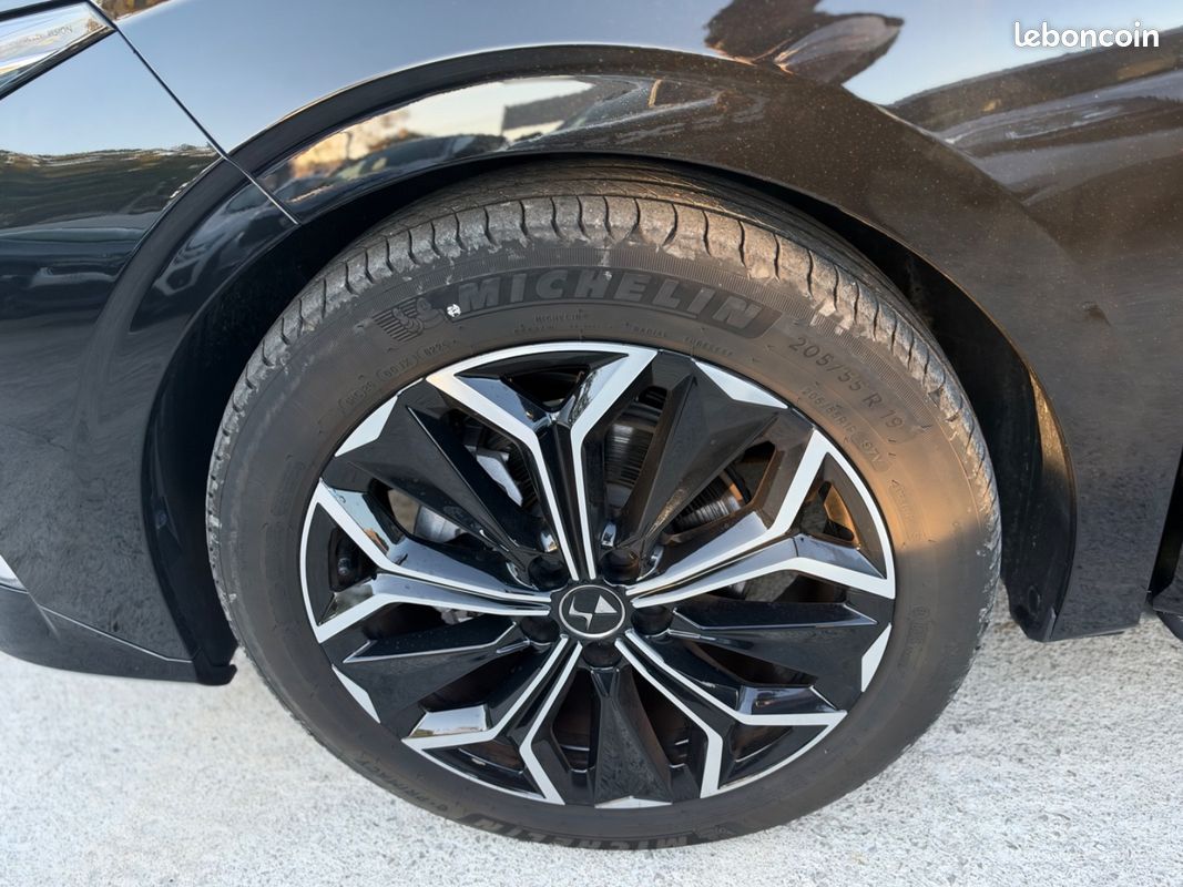 DS DS 4 BlueHDi 130ch Etoile {7.000 KM REEL - DRIVE ASSIST 2.0 - CAMERA 360°} (image 32)
