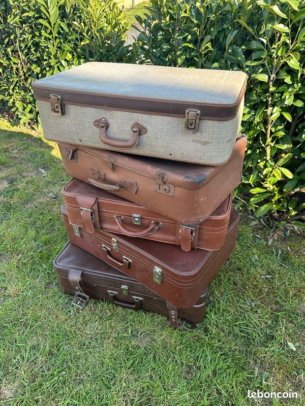 Ancienne Valise En Cuir Marron - XIXe-XXe Siècle