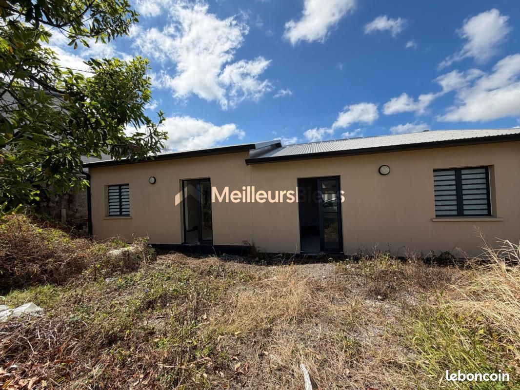 Maison 6 pièces 110 m² · au Tampon · 110 m² · 289 000 €