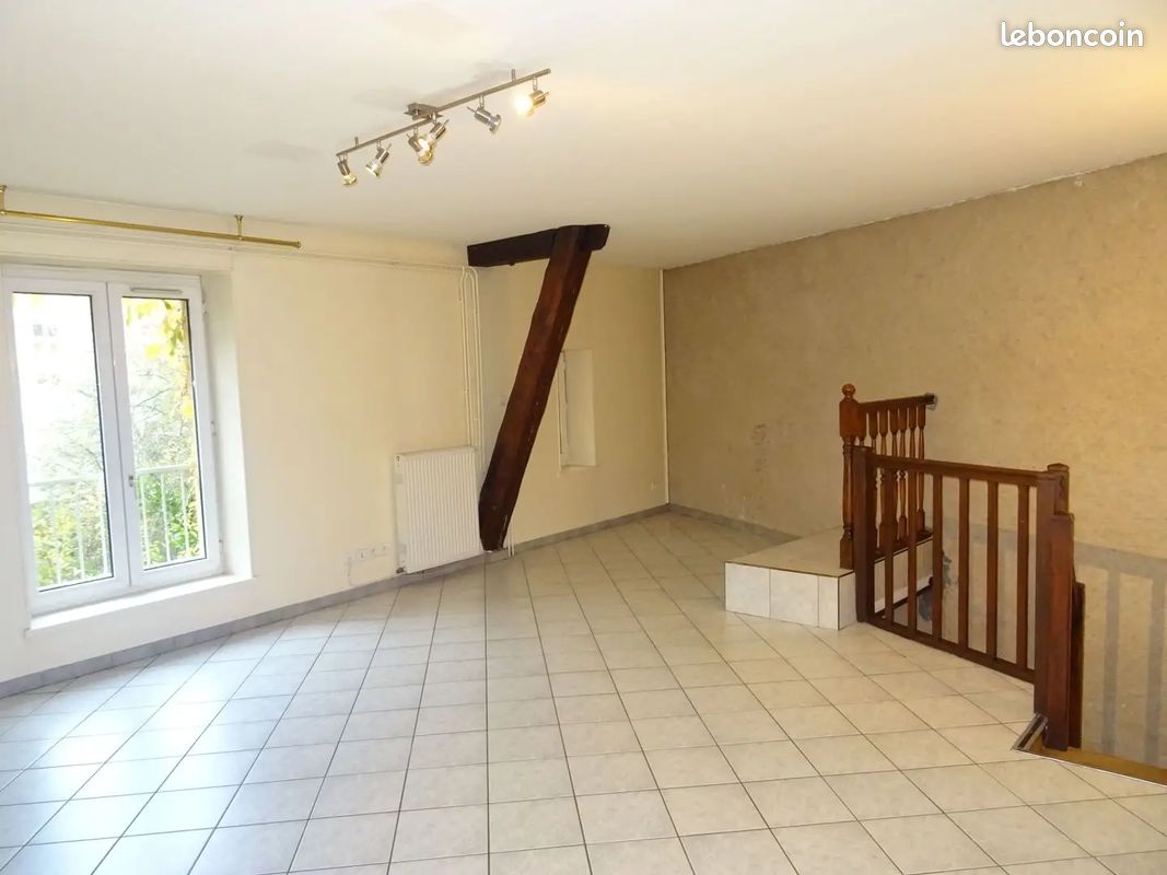 Appartement 4 pièces 100 m² · à Nancy · 100 m² · 1 250 €