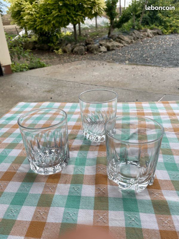 Lot de 3 verres à alcool fort (image 2)