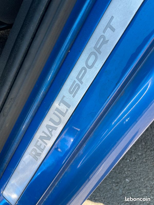 Renault Clio 3 RS 2.0 16V 197CH Phase 1 Pack Luxe 3P Bleu Monako (image 8)
