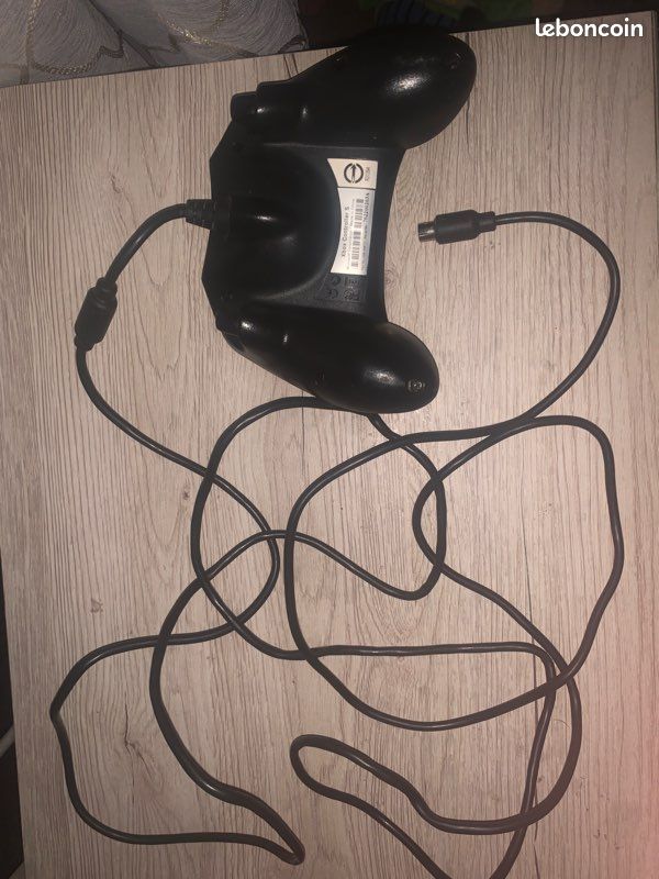 2 Manette Xbox premiere génération officiel (image 3)