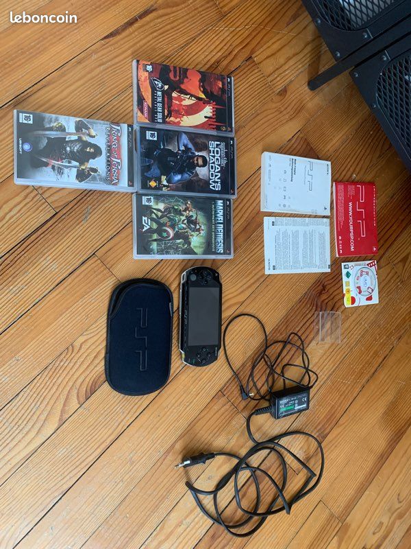 Console PSP 1004 avec jeux (image 2)