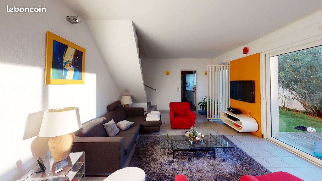 Maison 6 pièces 140 m² · à Pessac · 140 m² · 1 990 €/mois