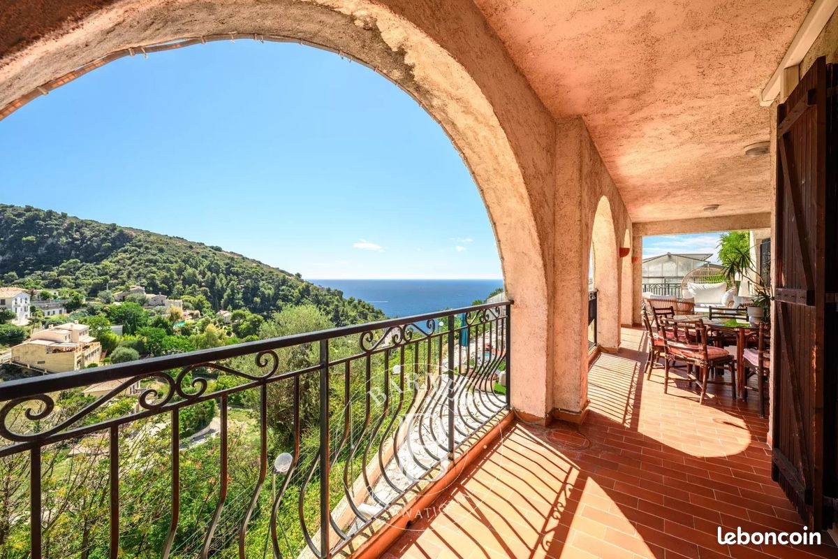 Appartement 4 pièces 122 m² · à Èze · 122 m² · 850 000 €
