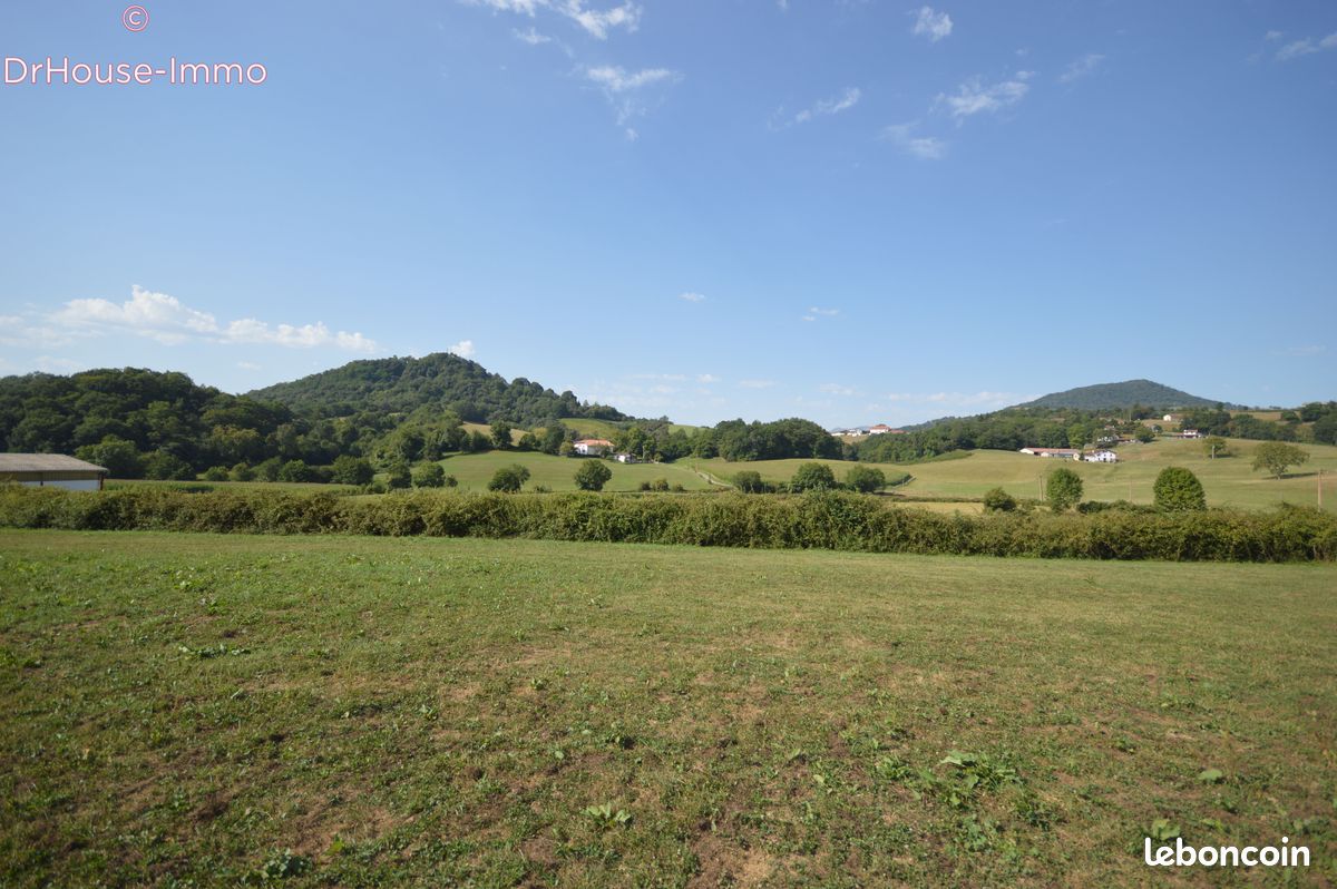 Terrain 1196 m² · à Jaxu · 1 196 m² · 75 000 €