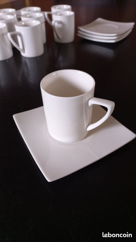 12 Tasses et sous tasses (image 1)