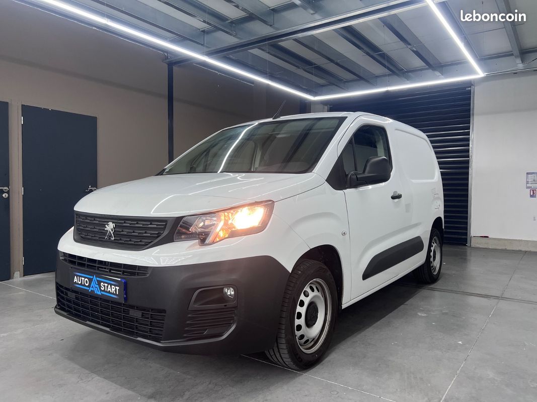 Peugeot Partner Premium L1 1.5 BlueHDI 130cv/3 Places/CarPlay/Radar AR/Régulateur De Vitesse (image 5)