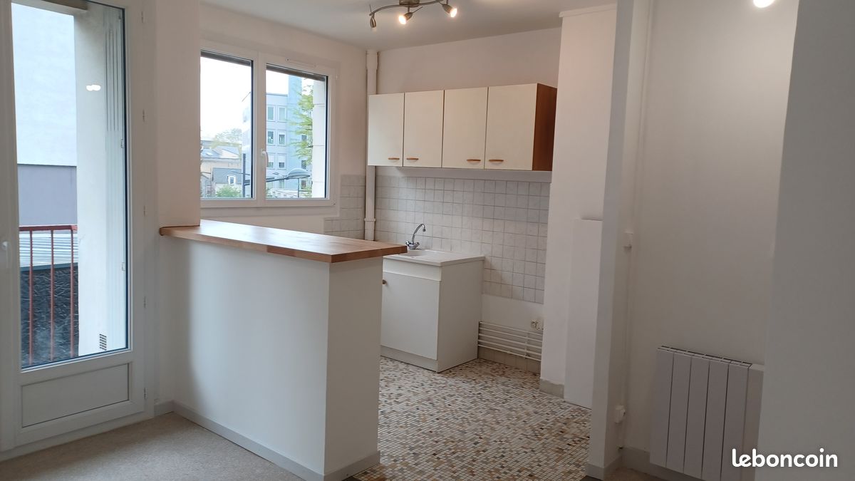 Appartement 2 pièces 35 m² · à Bourges · 35 m² · 470 €