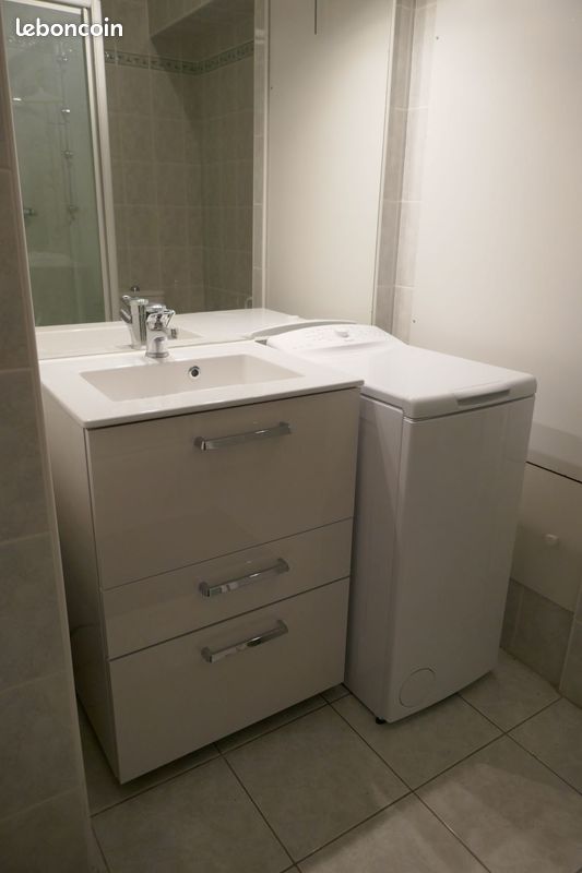 Appartement La Grande Motte, F 2 devant la mer (image 8)