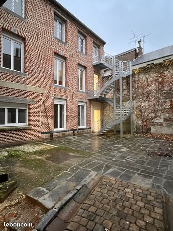 Studio 1 pièce 43 m²
