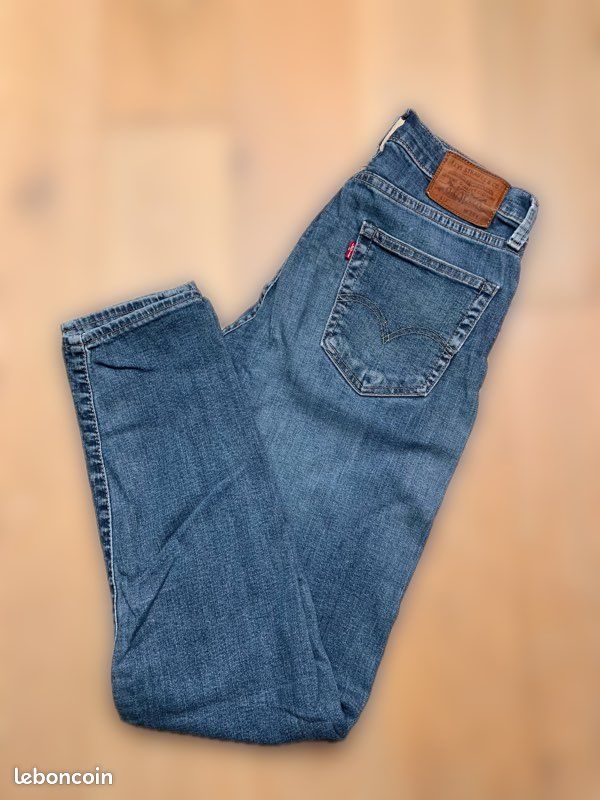 Jean levi’s vintage coupe droite taille S (image 1)