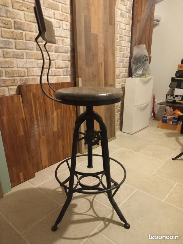Tabourets de bar bois et métal (image 1)