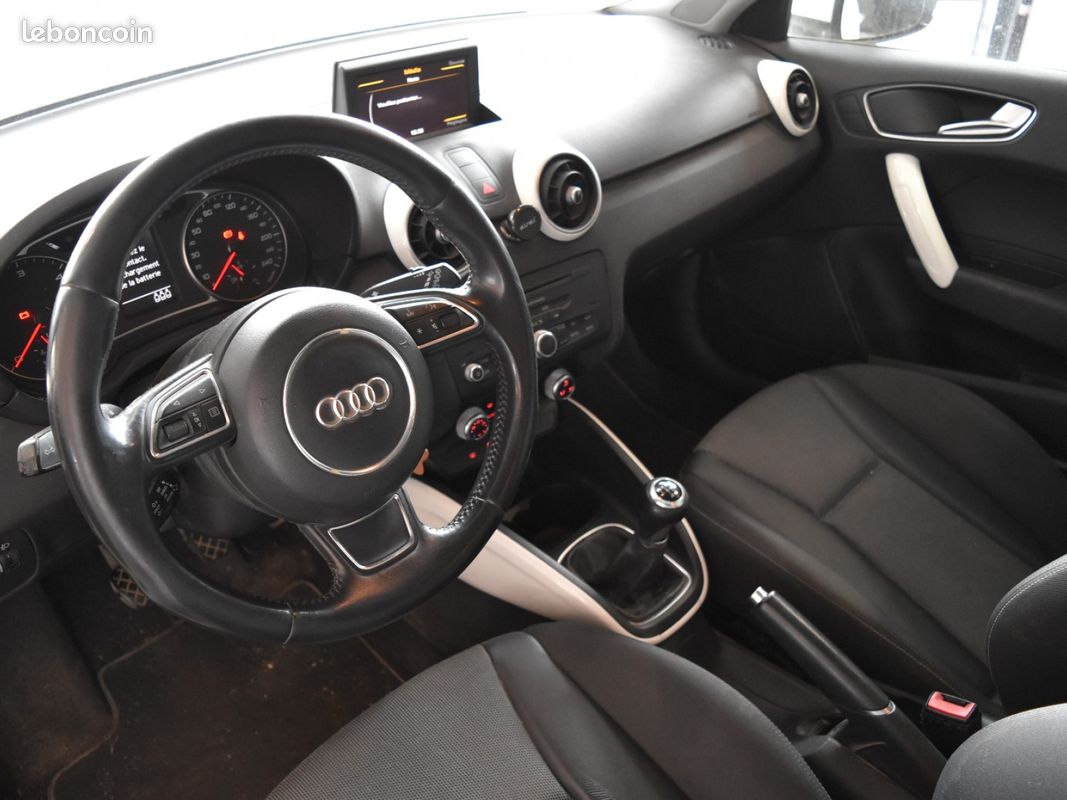 AUDI A1 SPORTBACK 1.6 TDI 90 Ambition (image 13)