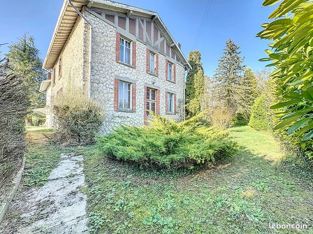 Maison 9 pièces 183 m²