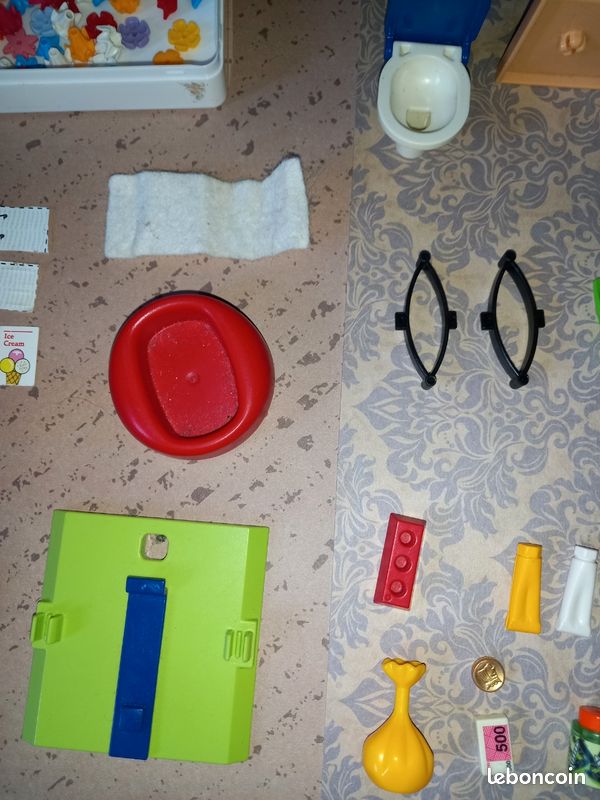 Lot Playmobil personnages accessoires (image 13)