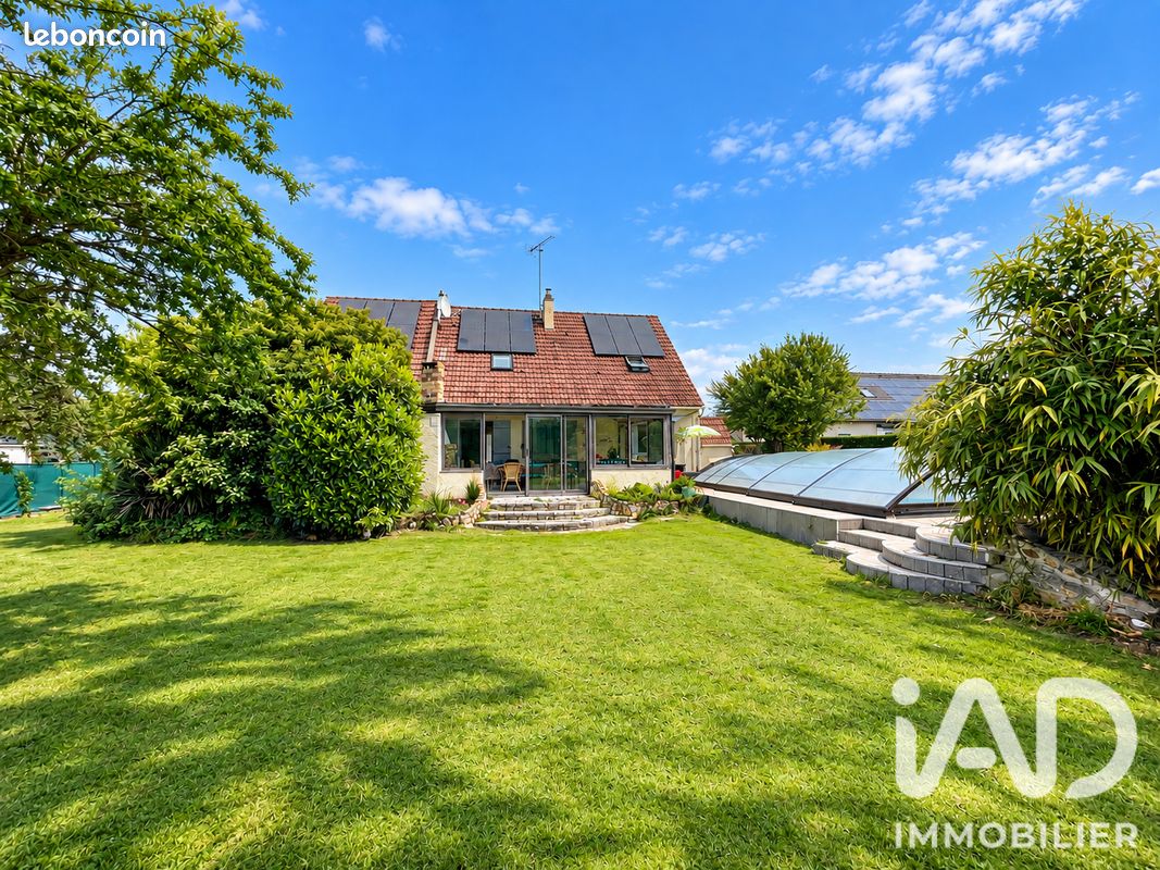 Maison 6 pièces 185 m² · à Charpont · 185 m² · 379 000 €