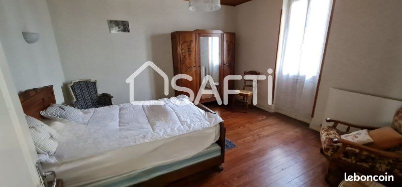 Propriété 7 pièces 180 m² - Samadet 40320 (image principale 4)