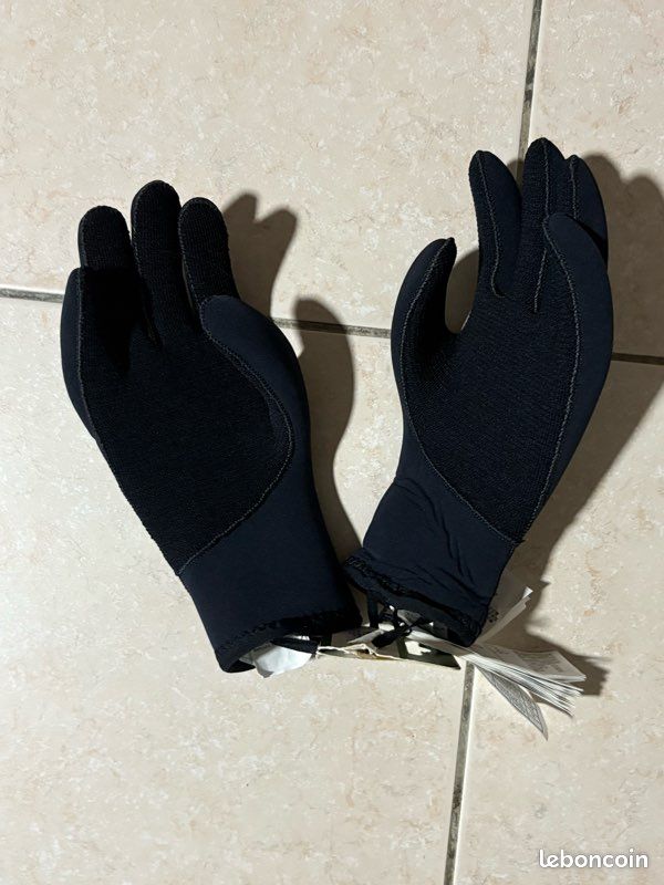 Gants de plongée | Lucas Divestore
