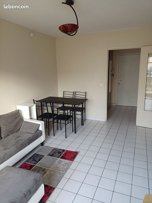 Appartement 1 pièce 30 m² · à Reims · 30 m² · 500 €