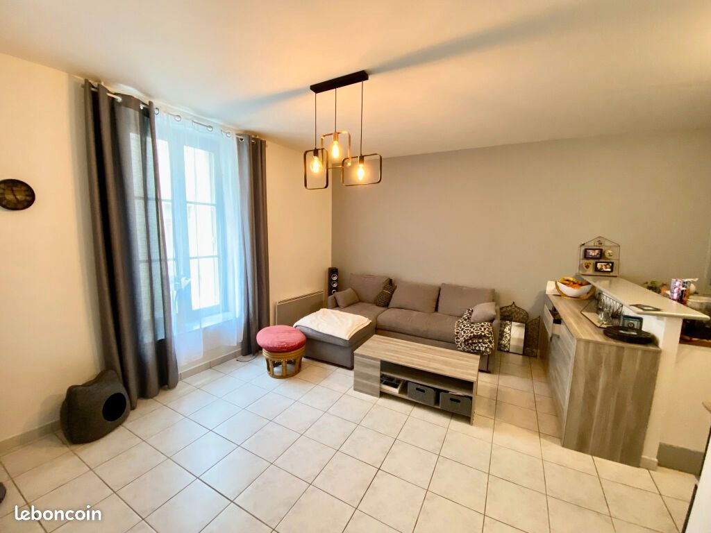 Appartement 3 pièces 69 m² · à Carcassonne · 69 m² · 82 000 €
